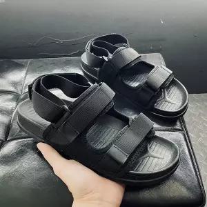 남녀공용 아웃도어 스포츠 샌들 편안한 찍찍이 트래킹여성 스트랩 물놀이 해변 계곡 캠핑 낚시 여행 데일리