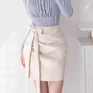 [신상오픈런]리본 롱타이 드레이퍼리 엿셔링 미니스커트 펜슬 (30487349)