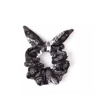 (SCRUNCHIE-PAISLEY WHITE) 여성 스포츠 페이즐리 화이트 크런치머리고무줄 고무줄끈 밴드 긴묶기 헤어 예