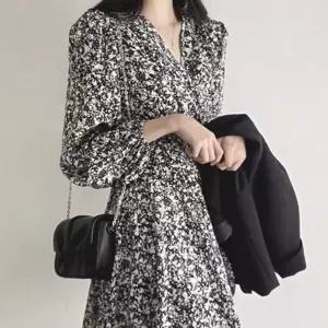 로맨틱 미니 플라워 하객룩 원피스 쉬폰 꽃원피스 프릴 무늬 랩원피스 리본 브이넥 패턴 여자 데이트