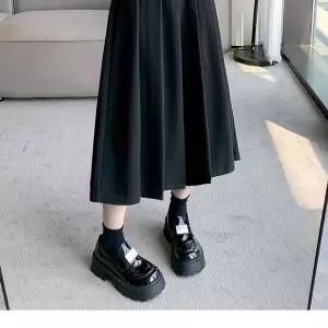 블랙 플리츠 롱 스커트 A라인 주름 치마 오피스룩겨울 데일리 하객 벨트 여성옷 미디 밴딩 가을