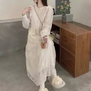 셔링원피스 밍크 안감 레이스 롱 원피스 어깨 프릴 캉캉 A라인