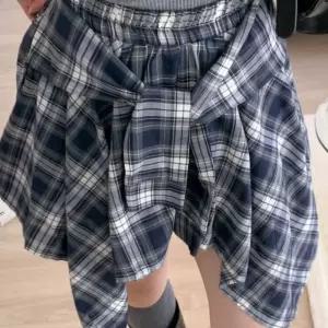 여성 레이어드 스타일 커트 치마 ST3383밴딩 허리고무줄 에이라인 레이어 체크 롱치마 플레어커즈