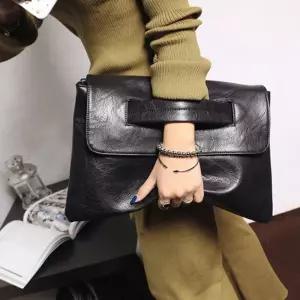 손잡이 포인트 베이직 클러치백 블랙백 핸드백 수납가방 패션 여성용