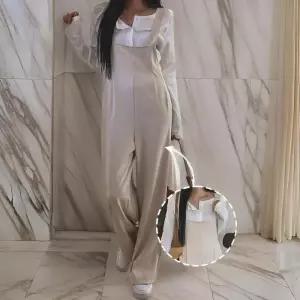 [다잇템]여성 미니멀리즘 데일리 클래식 점프수트 (31621627A)