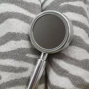 강력 수압상승 알루미늄 샤워헤드 절수 교체용 기교체 욕실 기능성 고급 니모 샤워기