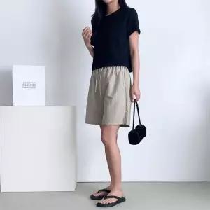 [다잇템]여자 시원한 썸머 나일론 고무줄 하프 반바지 (37457455A)