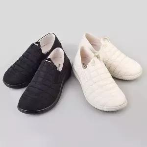 누빔원단 쿠션 여성슬립온 밴딩 스니커즈 미끄럼방지온 여자온 통굽온 통굽 키높이온 높이 운동화 컴포트화