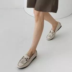 인기상품 소가죽 태슬프린지 디테일 데일리 착화 컴포트 로퍼6SS [WFM044A_260307]