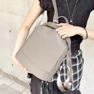 [신상오픈런]여성용 일상 지퍼형 튼튼한 가죽 컬러 원형 백팩 (38293490)