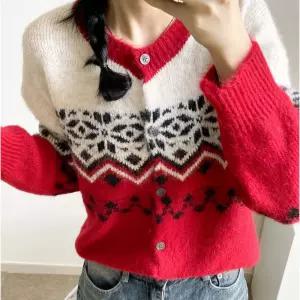 로즈 노르딕 브이넥 울 니트 가디건 크리스마스겨울 루즈핏상의 여성 데일리룩 하객 기모 포인트 크리스마