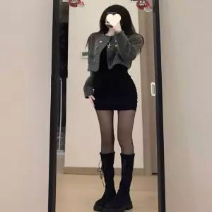 여성 봄 가을 시크블랙 페미닌 플리츠주름 미니원피스