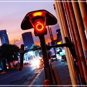 [2개구성] 깜빡이 불빛 브레이크등 충전 바이크티 자전거 스마트 후 IPWAF697B