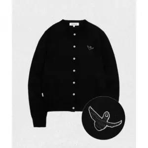 마크곤잘레스 MARK GONZALES WOMENS ANGEL ROUND NECK CARDIGAN - BLACK Z241WCD030099 1438465