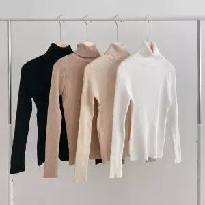 [하프클럽/셀러허브_여성트랜드패션]골지 니트 슬림핏 목폴라 티셔츠