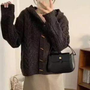 [의류] 꽈배기 후드 가디건 떡볶이 단추 여성 2컬러 귀여운