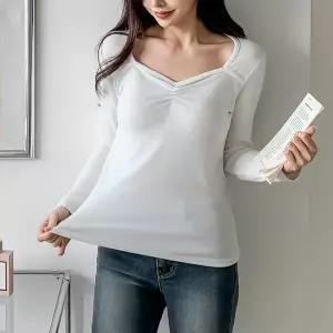 [하프클럽/옷자락]여자 셔링 슬림핏 브이넥 롱슬리브 무채색 봄 티셔츠