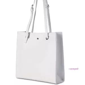 여대생 어깨숄더 캠퍼스 데이트룩 크로스백 아이보리ijk500