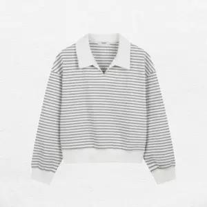 [폴햄]여성) 더블니트 슬릿 카라 스트라이프 맨투맨 (PHG2TR2030)