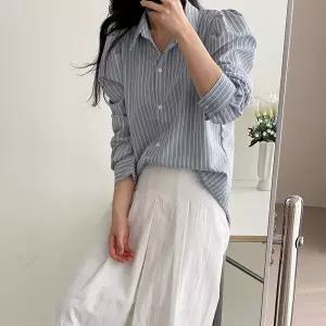 [옷자락] 여자 스트라이프 벌룬 카라블라우스 언발 루즈핏 셔츠
