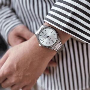 CASIO 카시오 심플 라운드 메탈 남성시계 실버