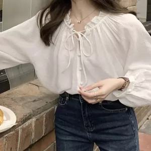 [위시드]스트링 리본 프릴넥 콩단추 블라우스 (WIACBL012)