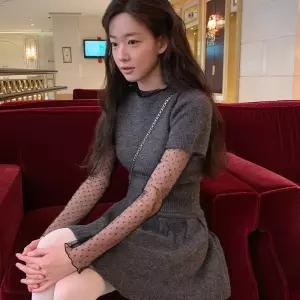 [MADE]리지 도트 시스루 폴라티 (3color)