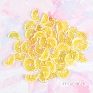 [룰루핑거] 미니어쳐 반쪽 슬라이스 레몬 1.2x0.7cm (약 50개입) 1T-02-510