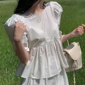 호펜 셔링 퍼프 반팔 블라우스 여름 여성 데일리룩 데이트룩