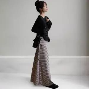 [하프클럽/]여성 일상복 캐주얼 스트라이프 롱스커트 편안한 치마