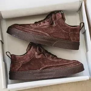 [옷자락]남성 사계절 빈티지 스웨이드 로우탑 운동화