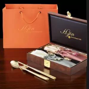 환갑 선물 남자 특별한 서프라이즈 용돈 생신 선물 티타늄 금수저 2인 세트