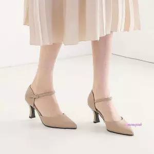 국산 여자 굽7센치 봄 슈즈 샌들 여성 힐구두 가보시 세가지 칼라 다양한 하이힐 스트랩힐 225mm-250mm봄lm