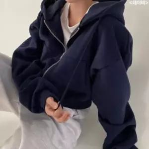 [옷자락]여성 기모안감 세미크롭 부드러운 오버사이즈 후드집업_P419299476