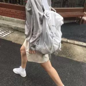 몽벨 버사라이트 초경량 아웃도어 백팩 아이스 화이트 [국내배송]