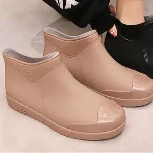 인기상품 여자 여름 장마철 패션 장화 숏 발목 레인 부츠 코디 [WE673D5_260311]