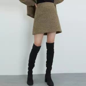 [미쏘] 트임 미니 스커트 (MIWWHCV21G-T)