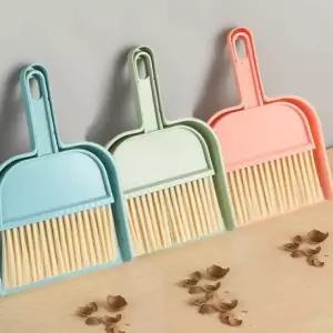 책상청소에 용이한 미디움 사이즈 빗자루 서랍 수납박스 작은 공간에도 용이 손잡이 구멍 벽면에 걸어 보관