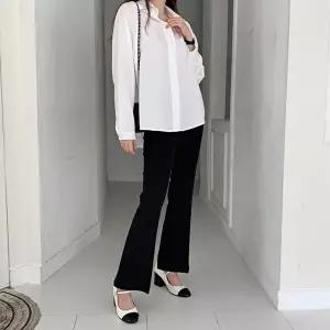 [신상오픈런]|CHH42D6|여성 봄 간절기 여유핏 카라넥 폴리 셔츠