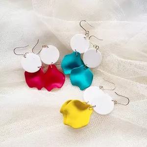 TBZ 플라워댄스 롱 드롭 포인트 볼드디자인 귀고리 3Color