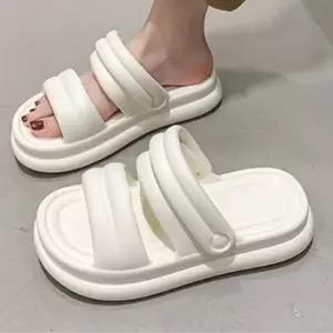 인기상품 여성 가벼운 통굽 샌들 슬리퍼 1P 실내화 사무실 신발 [WFHPBV8_260319]