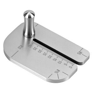 QWORK 가죽 스티칭 펀치 보조판 - 4mm 스테인리스 스틸, 슬롯 폭 3mm, DIY 다이아몬드 레이스 도구, 찌르는 다리미/레이스 끌과 호환 가능