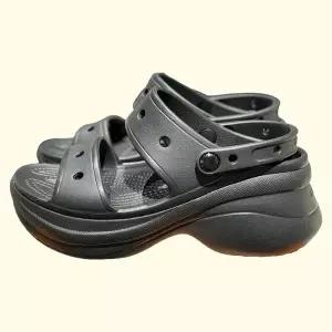 [크록스]샌들 y1- 206749-001 여성 클래식 베이 730273