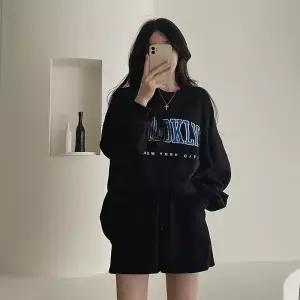 [셀러에이드]여성 레터링 프린팅 긴팔 반바지 셋업 투피스 상하의 루즈핏