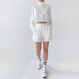 [셀러에이드]여성 에어 마일드 스트링 크롭 바람막이 반바지 트레이닝 셋업