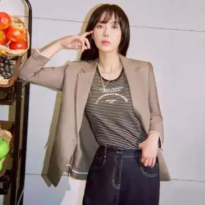 [하프클럽/]  25여름 마100％ 테일러드 자켓E2132BR