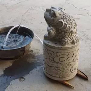 돌두꺼비 분수 석재 조경 석상 조형물 원색 석물