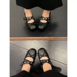 천진반여자 가죽 양가죽 리얼 플랫 슈즈 신발 속굽 슬림핏 메리제인 펌프스 스트랩 데일리룩 힐펌프스 스트