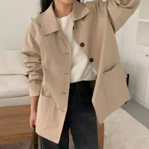 간절기여성트렌치코트