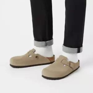 FW25 공용 보스턴 스웨이드 슬리퍼 560771